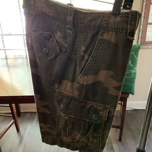 American Eagle fatigue cargo shorts